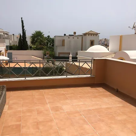 Vila Casa Netos