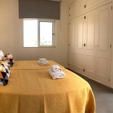 Casa Netos * Gale (Albufeira)